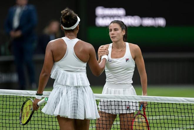 她再一次证 她再一次证